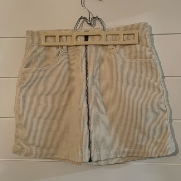 NWT-American Eagle size 4 super high rise a line stretch skirt - Picture 2 of 9